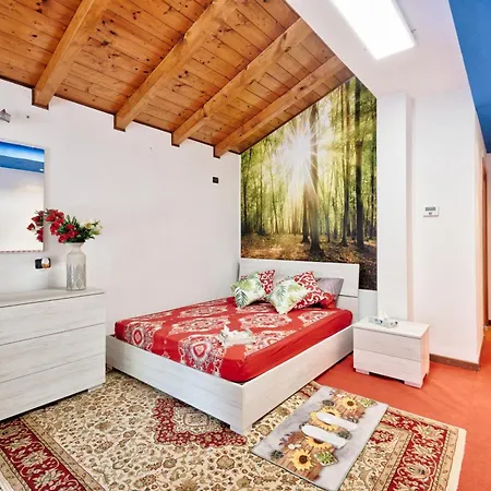 Jolly Private With Bathroom Apartment *